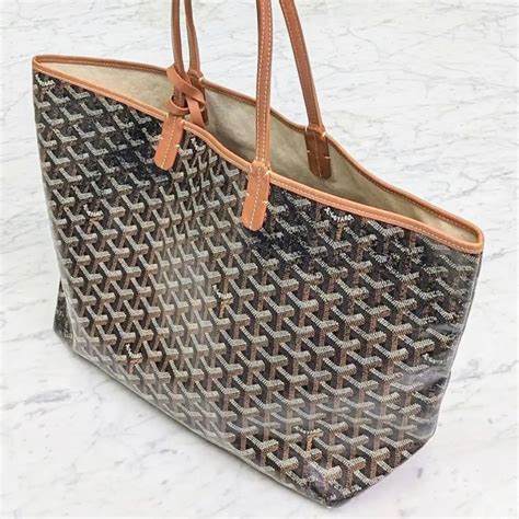 goyard pouch On Sale 